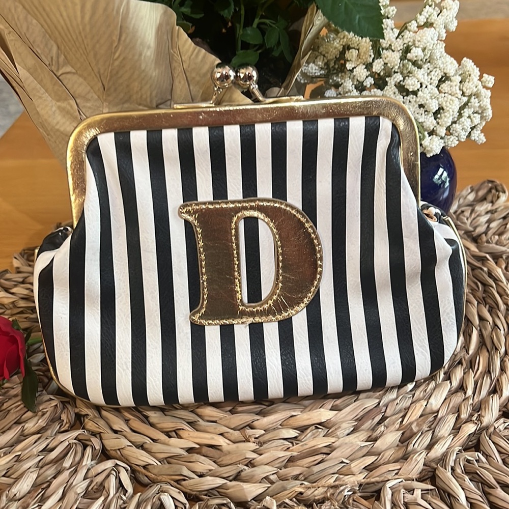 D Initial Set! - image 3